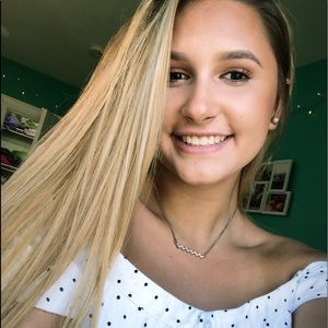 Meet your Posher, Alyssa